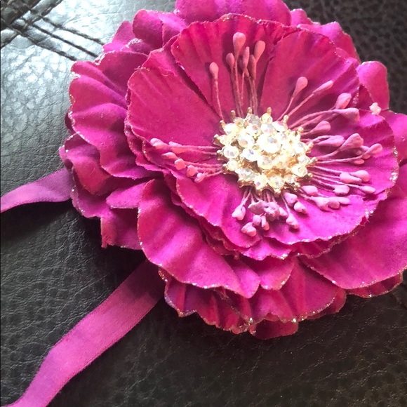 Flower Headband - Picture 3 of 3